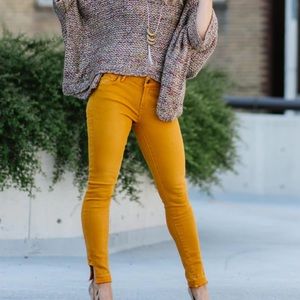 NWOT Old Navy Rockstar jeans